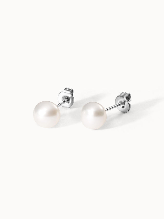Pearl Earring