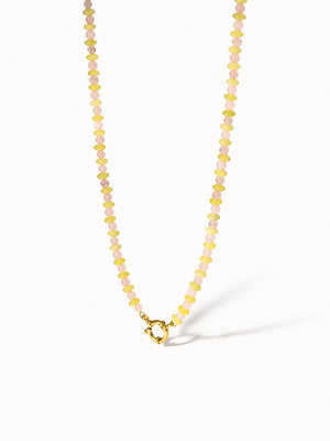 {"color":"Gold", "type":"lead_image"}