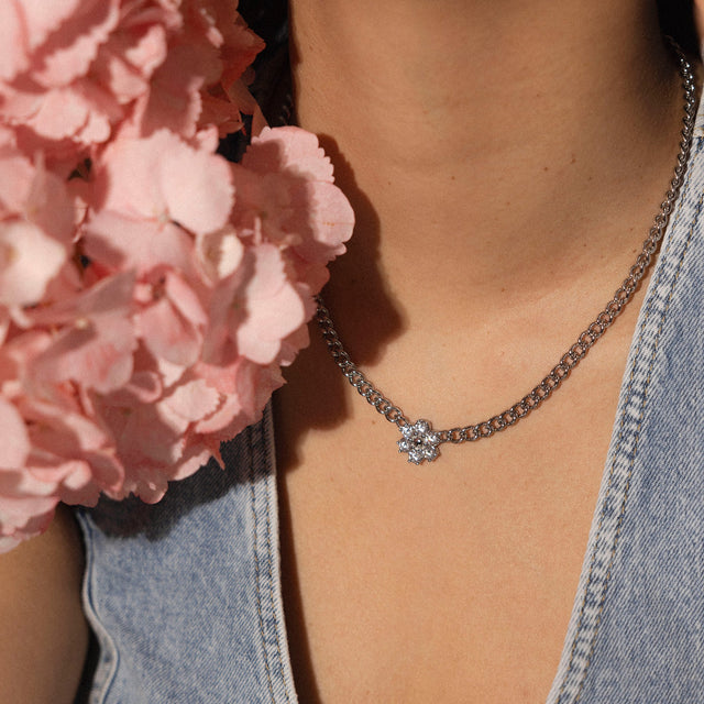 Collier Bright Spring