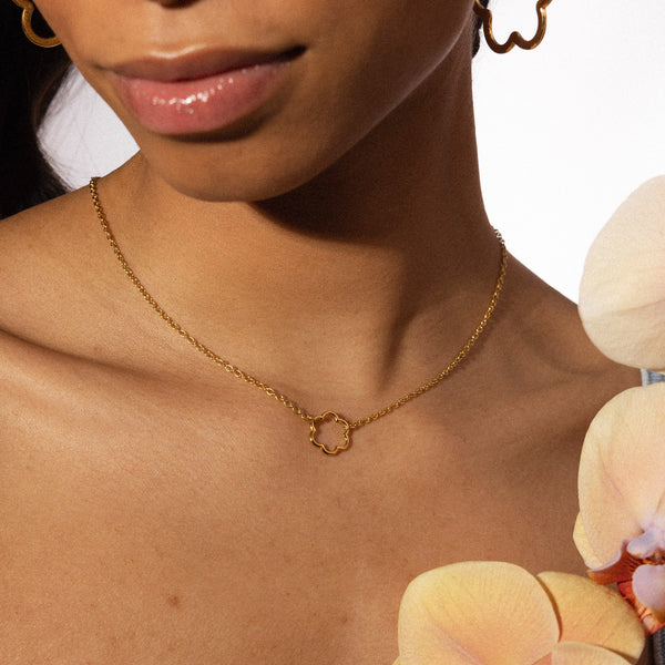 Collier Bloom