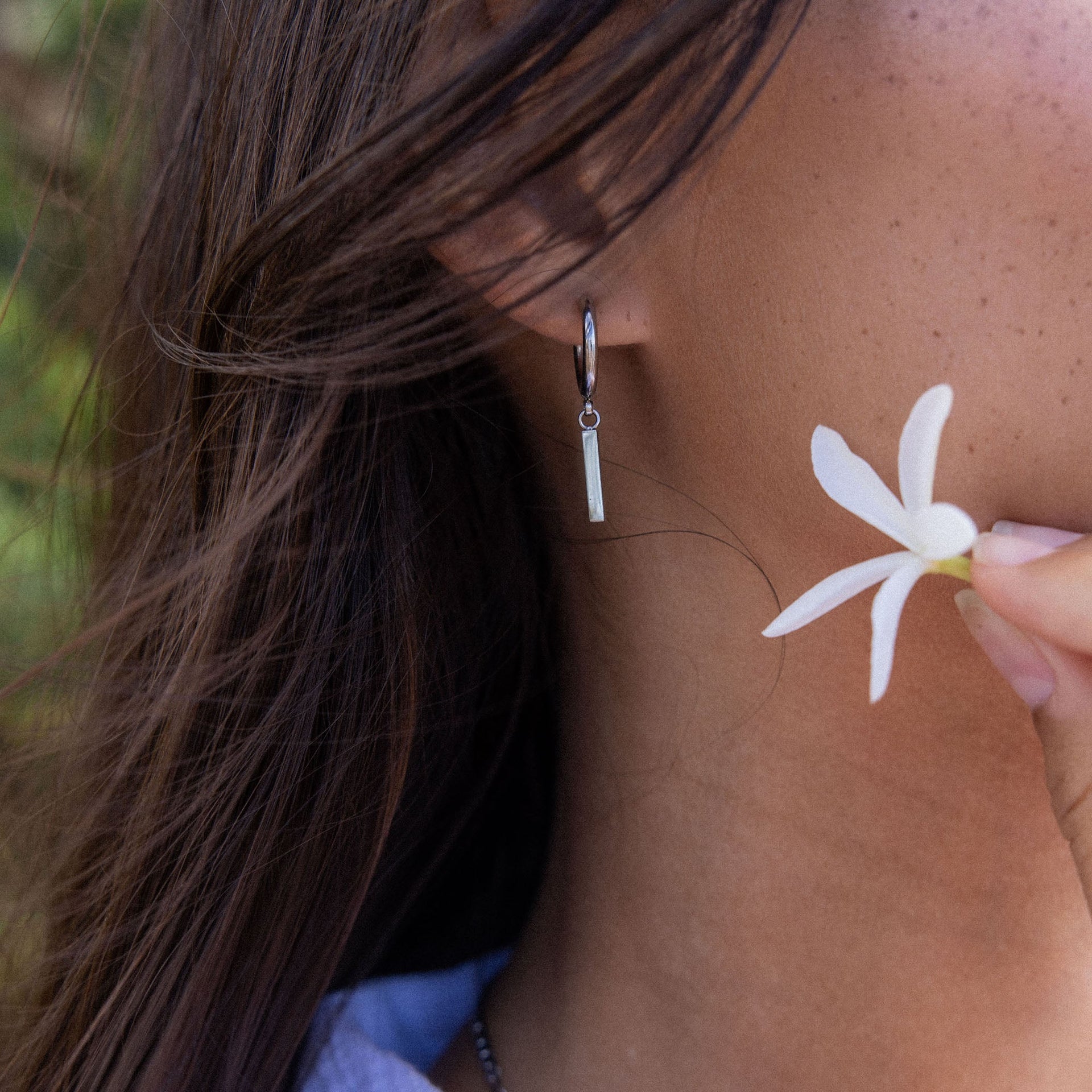 Huli Hoop Earring
