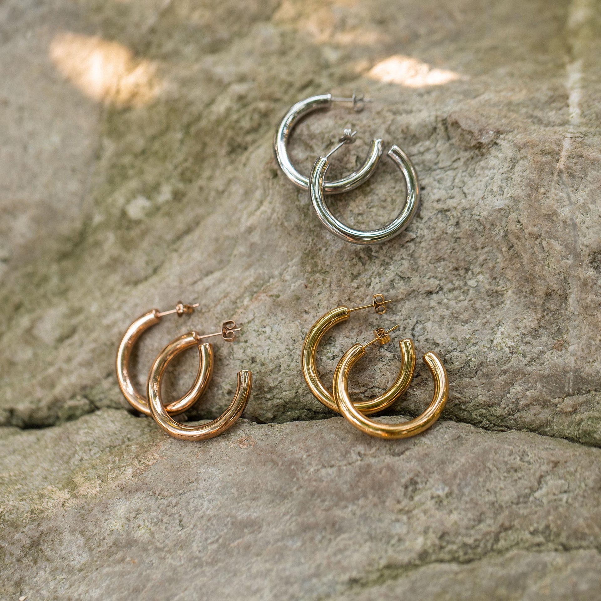 Kumu O Hoop Earring