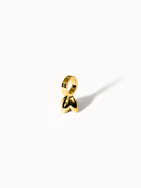 {"color":"Gold", "type":"lead_image"}
