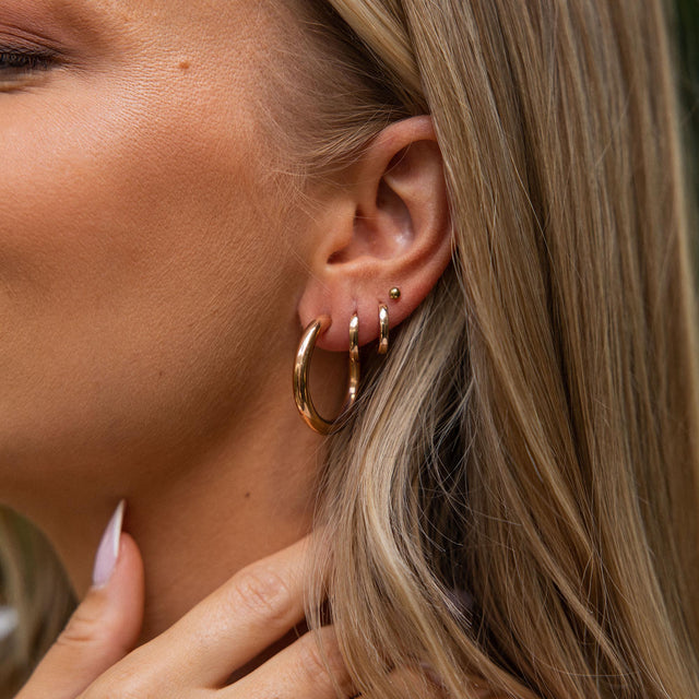 Kumu O Hoop Earring