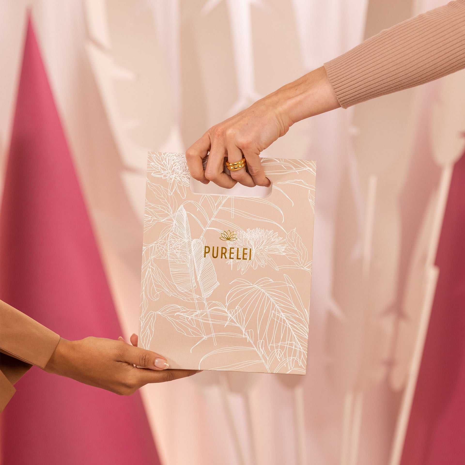 Gift Packaging Flora