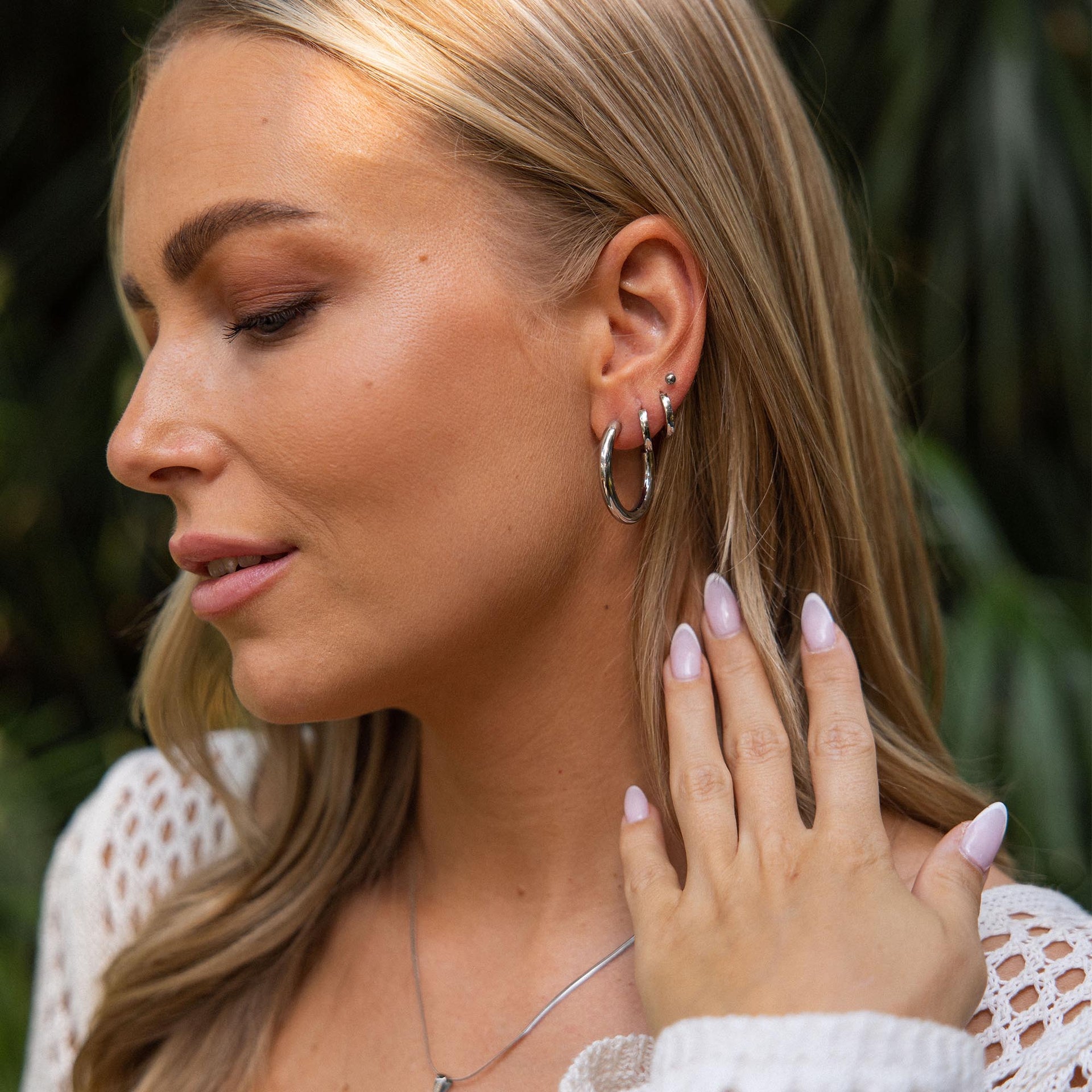 Kumu O Hoop Earring