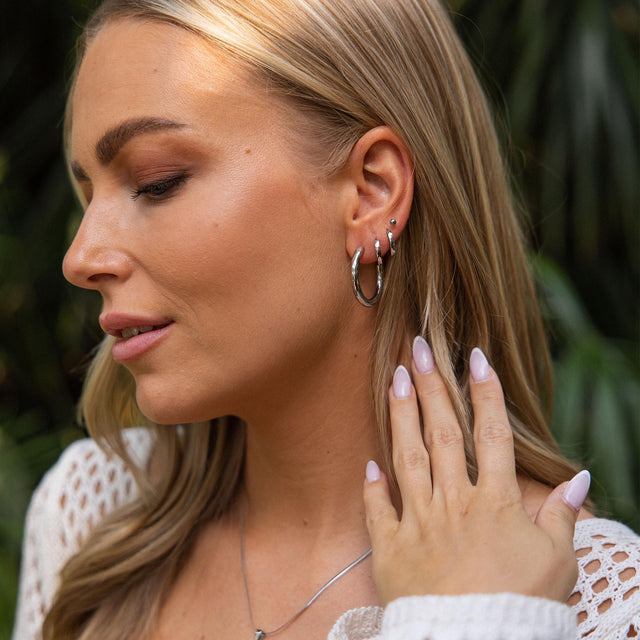 Kumu O Hoop Earring