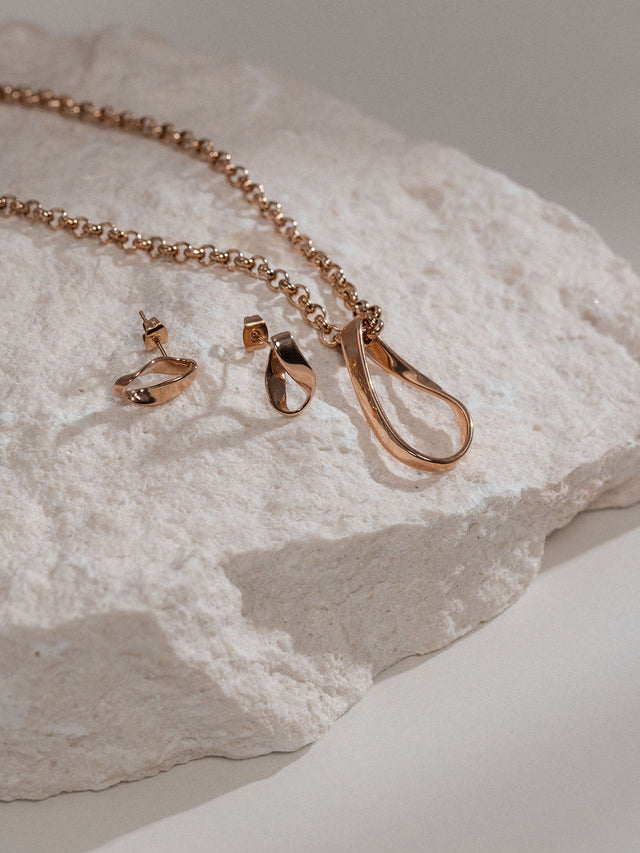 Twist Earring