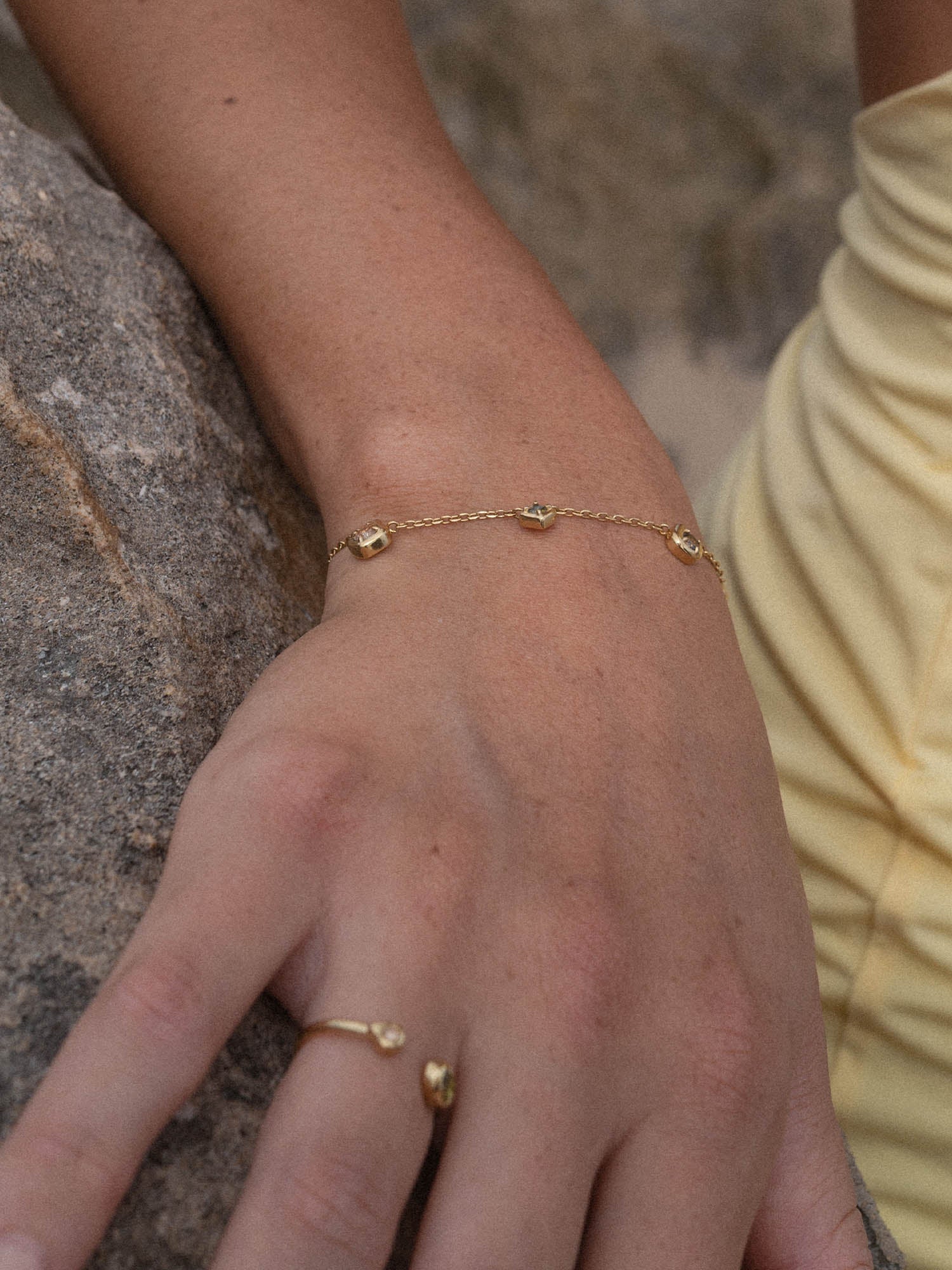 Feel Golden Bracelet