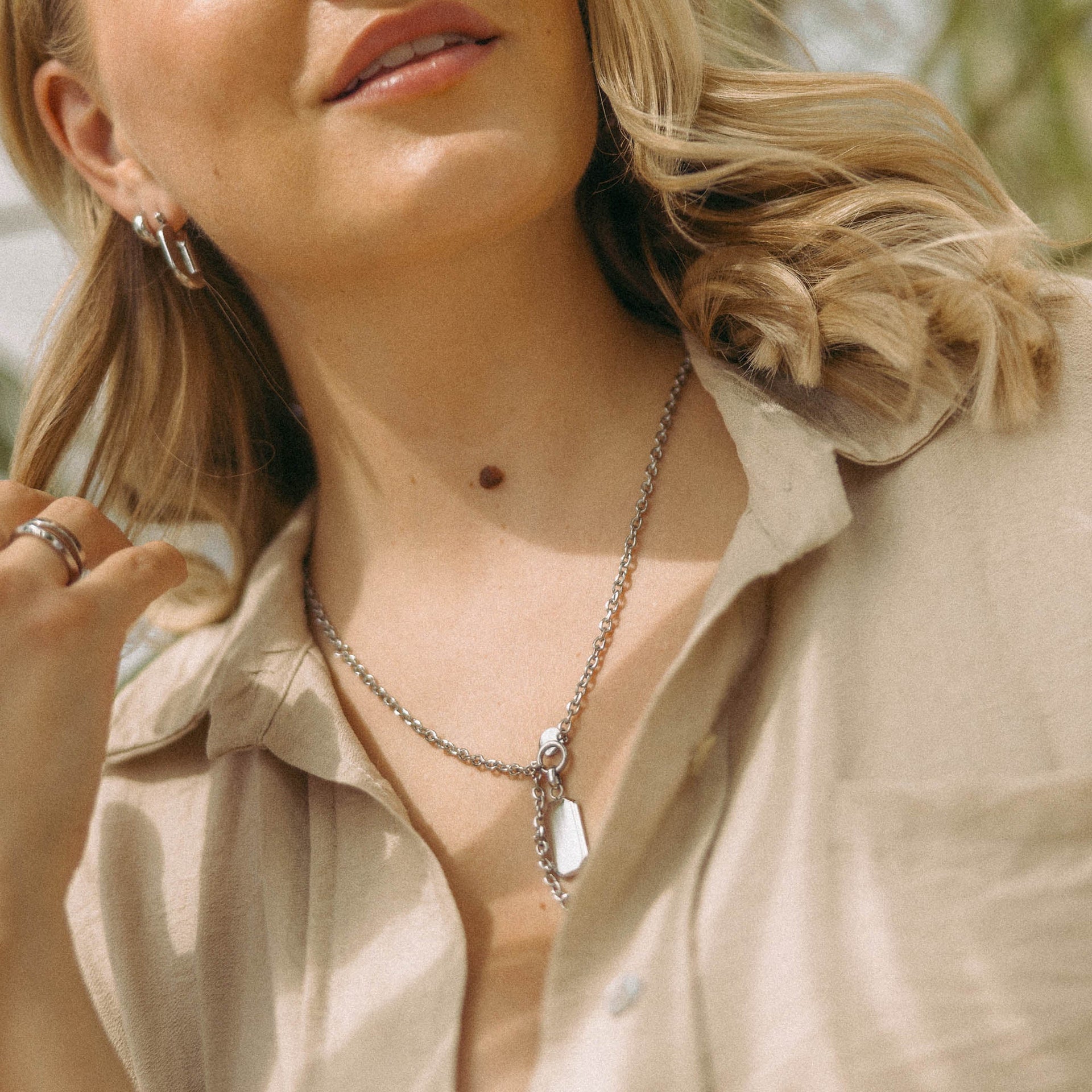 Collier Linen