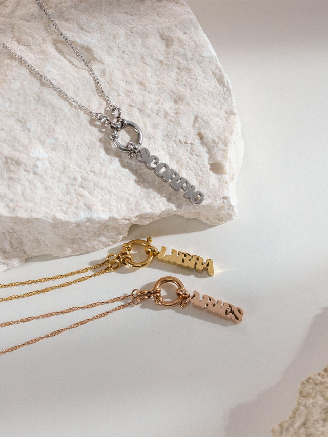 Charm Lettre Aries