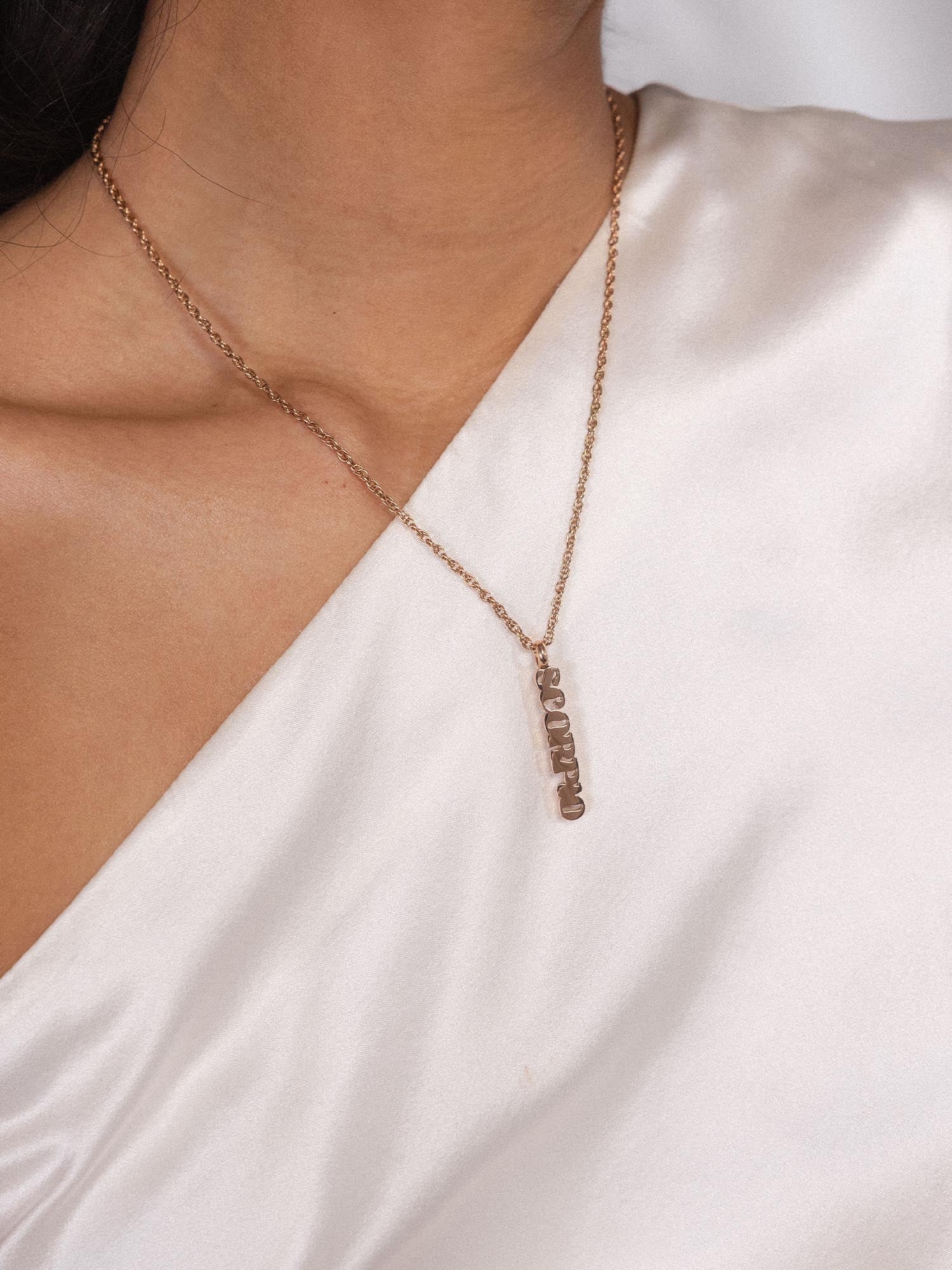 Charm Lettre Scorpio