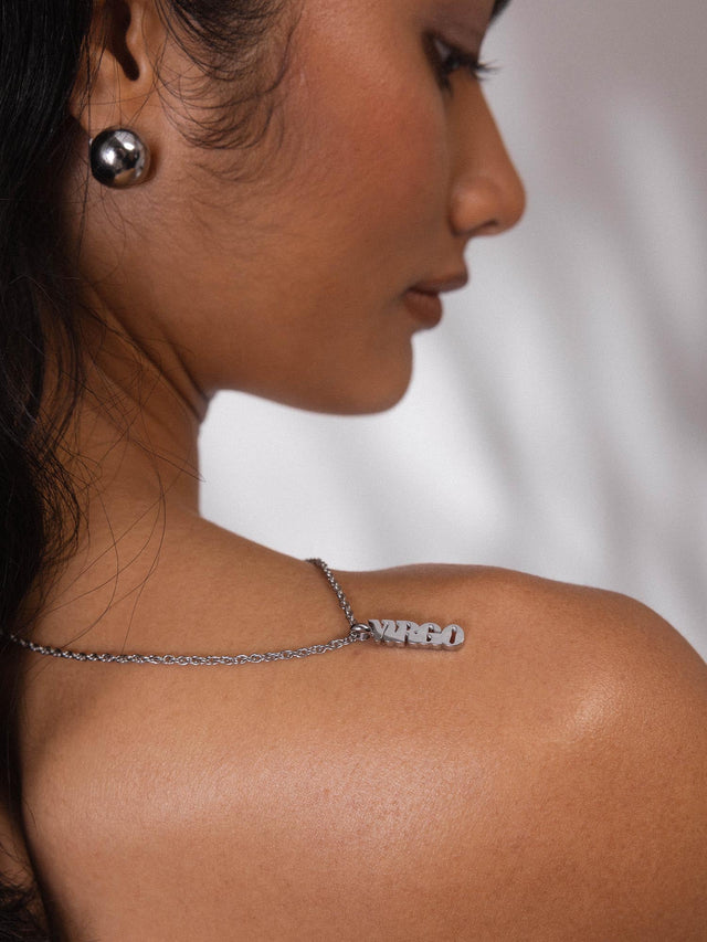Charm Lettre Virgo