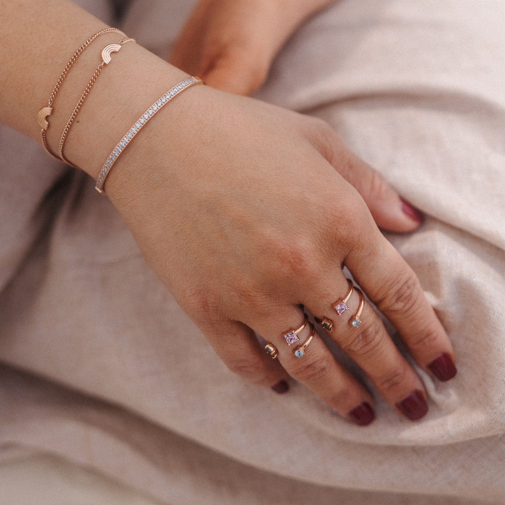 Vivid Ring