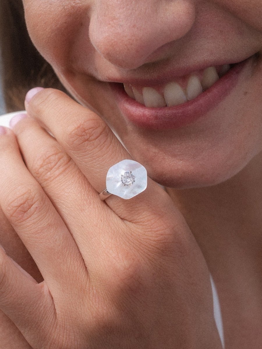 Allure Ring with Pearl - INT PURELEI