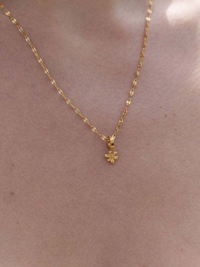 Birth Flower Charm Lily - INT PURELEI