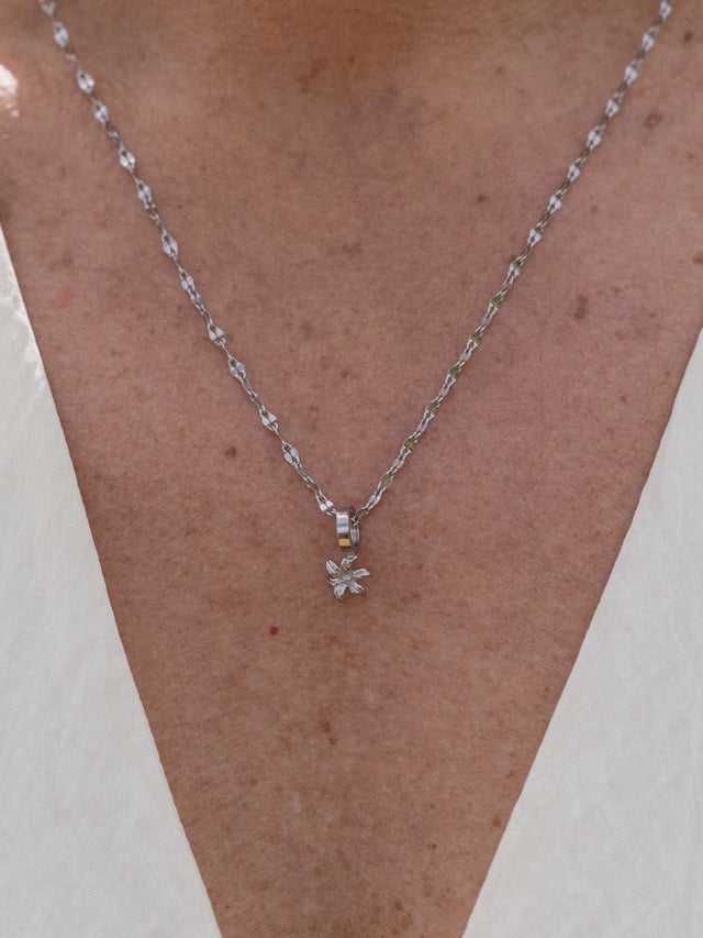 Birth Flower Charm Lily - INT PURELEI
