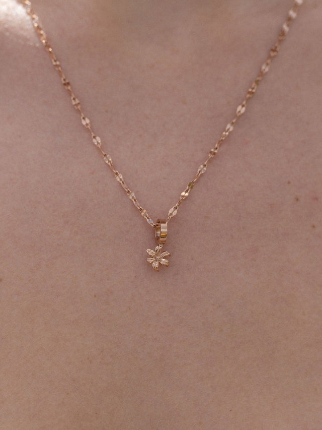 Birth Flower Charm Lily - INT PURELEI