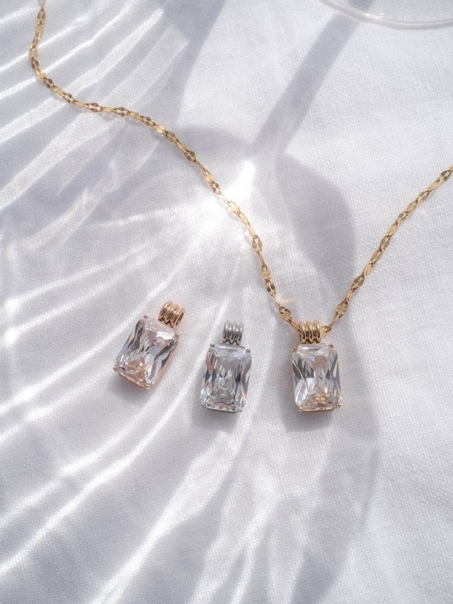 Coastal Chic Charm - INT PURELEI