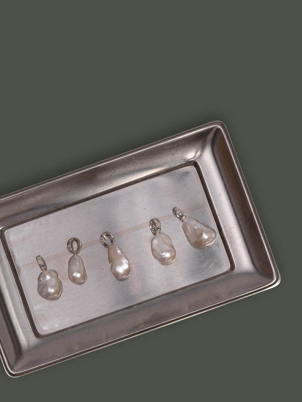 Dream Pearl Charm - INT PURELEI