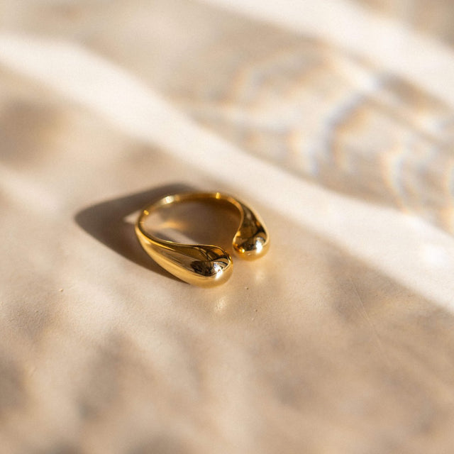 Embrace Ring - INT PURELEI