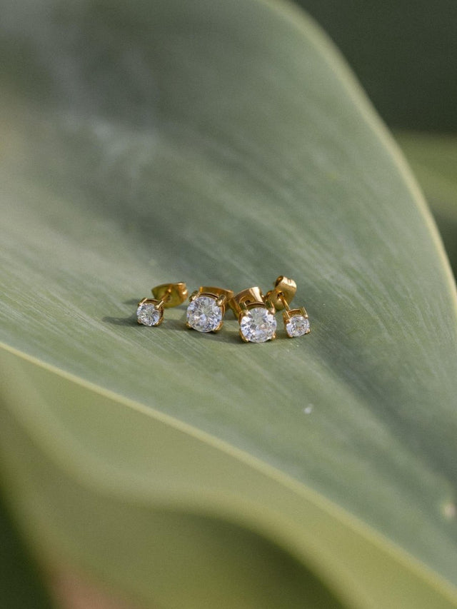 Pristine Earring Set - INT PURELEI